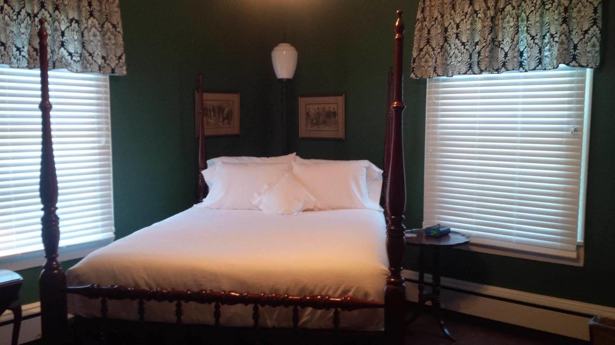The Ashford Inn Clinton Buitenkant foto